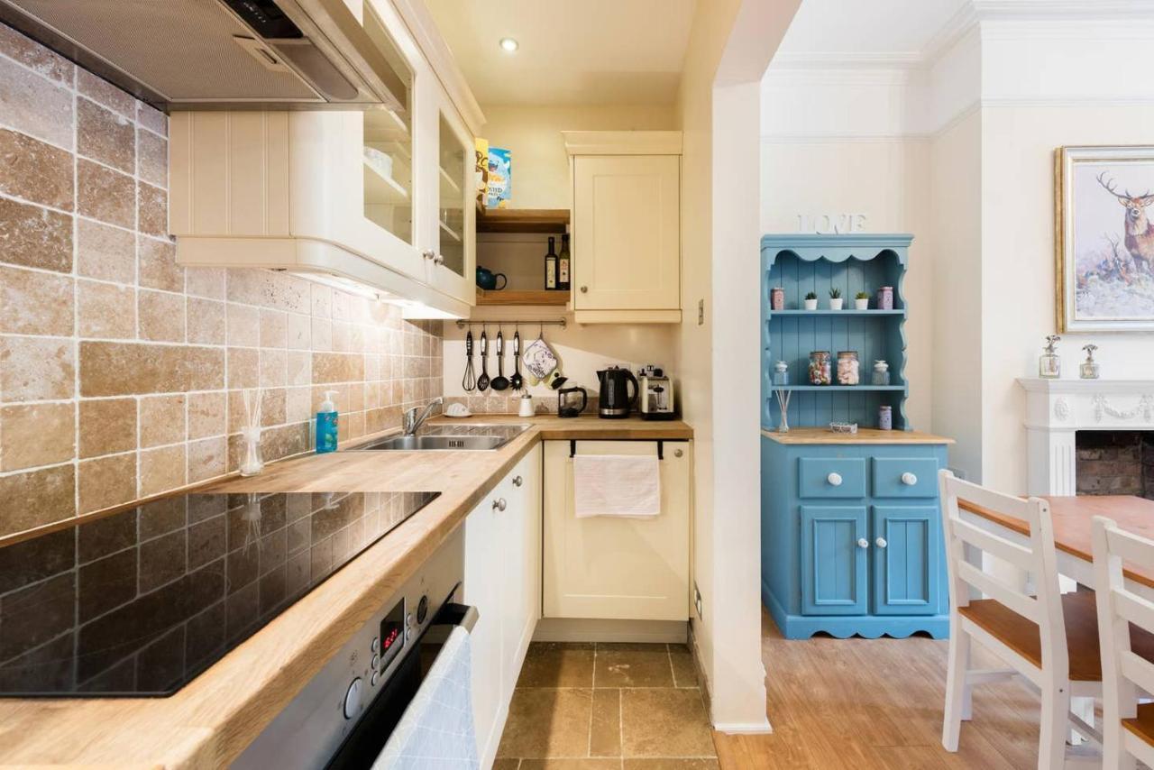 Bikki Apartments - 2 Bedroom Harrow Extérieur photo